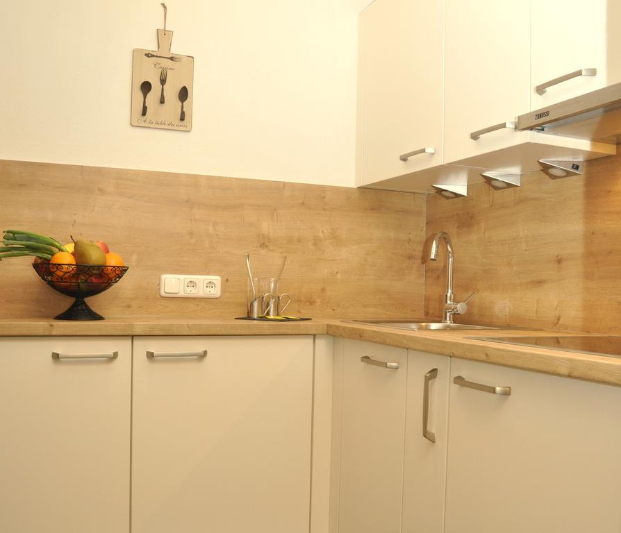 Auf Der Sonnenseite Apartment Schattwald Ruang foto